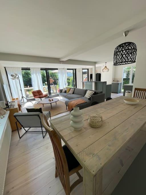 Modern Beach House For 12 Pers! With Jacuzzi Julianadorp Eksteriør billede