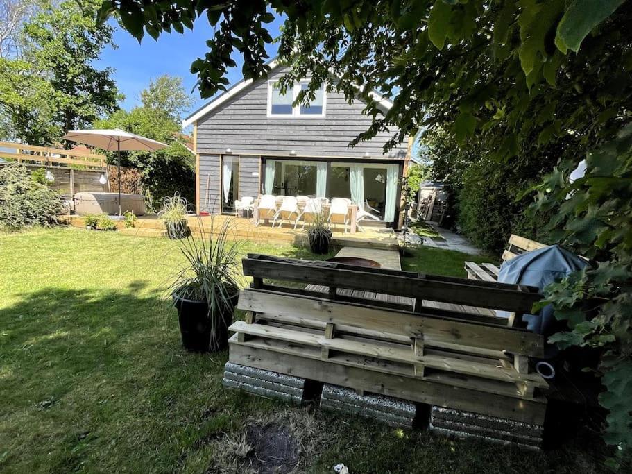 Modern Beach House For 12 Pers! With Jacuzzi Julianadorp Eksteriør billede